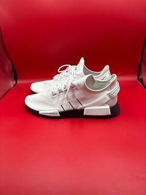 adidas NMD_R1 V2 White Black Cloud White GW7689